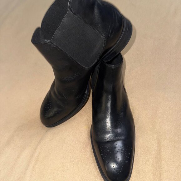 COPY - DONALD PLINER BLACK CHELSEA BOOTS SIZE 11 1/2 M - Picture 2 of 7